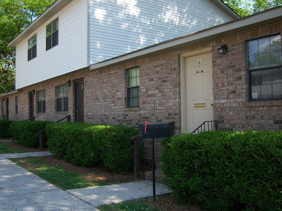 2nd image of 203 Hillsboro St APT A1