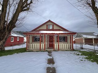 104 Main St, Pinehurst, ID 83850