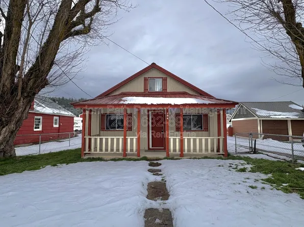 104 Main St, Pinehurst, ID 83850