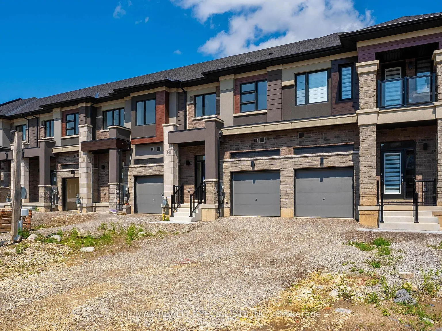3 bed, $2,350 — Photo 2
