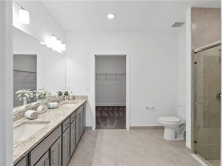 26390 Coco Cay Cir #101 — Photo 12