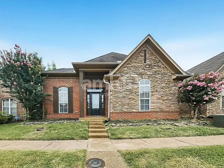 10259 Morning Hill Dr — Photo 1