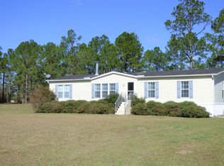 28063 Faith Ln, Hilliard, FL 32046