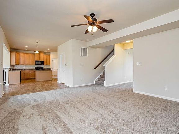 4th image of 5478 Brandon Bluff Way