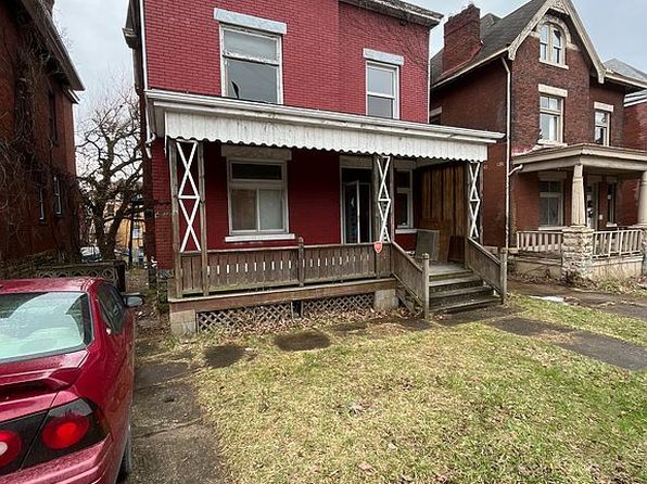422 Charles St