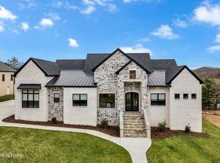 130 Rockbridge Greens Blvd, Oak Ridge, TN 37830