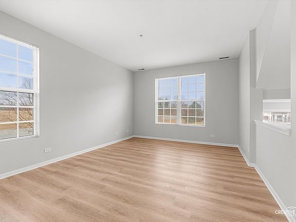 2nd image of 2271 Beresford Dr