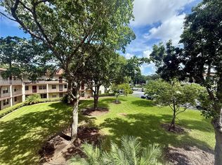 150 SW 134th Way APT 305R, Pembroke Pines, FL 33027