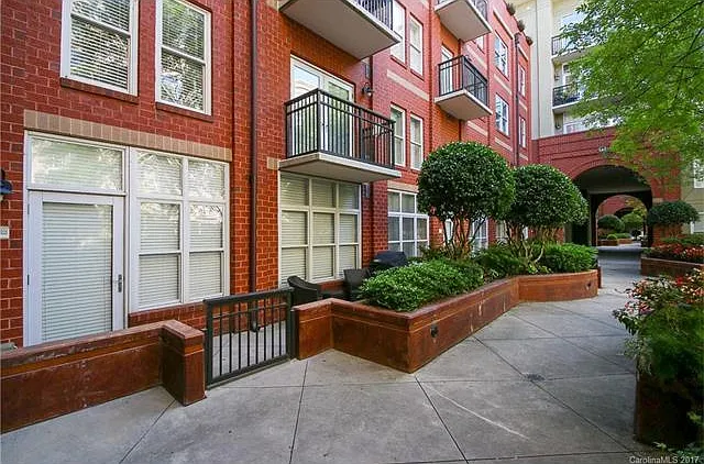 1320 Fillmore Ave #101 — Photo 12