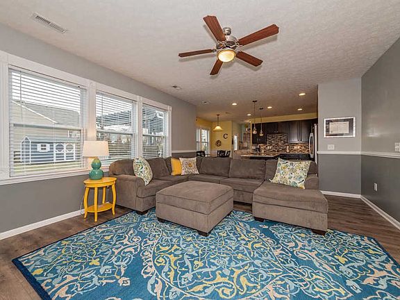 3rd image of 1869 Greentree Meadows Dr