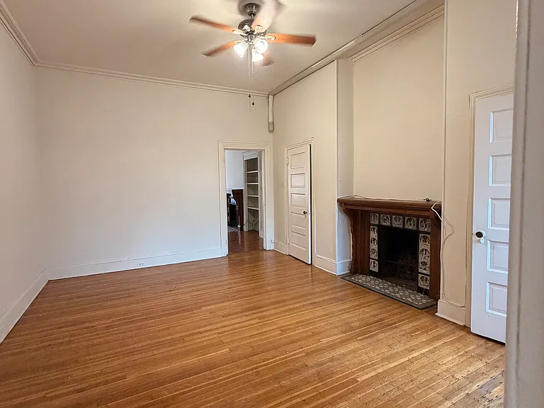 1630 Spruce St #3F — Photo 3
