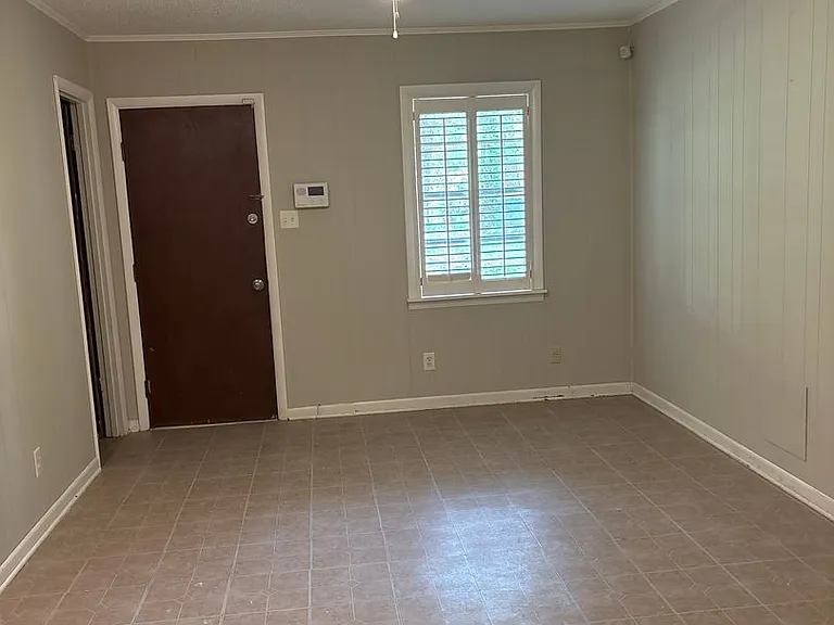 6411 Pinebrook Dr — Photo 5