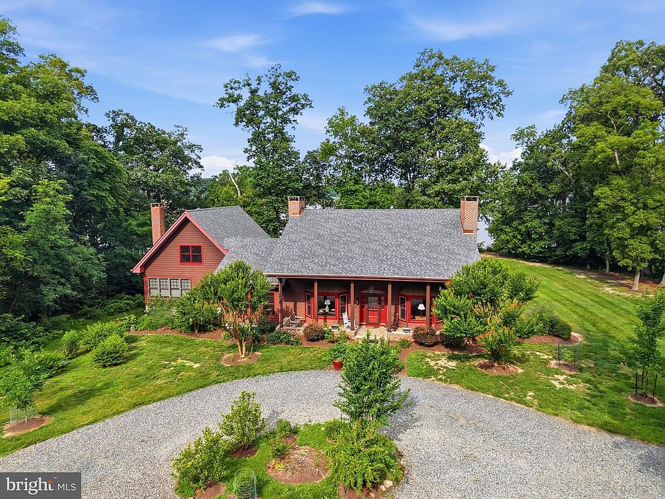 1st image of 22470 Fairgale Farm Ln