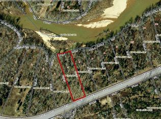 303 Terrapin Pointe Rd, Hodges, SC 29653