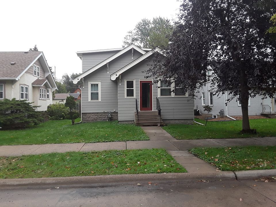 1st image of 872 20th Ave SE