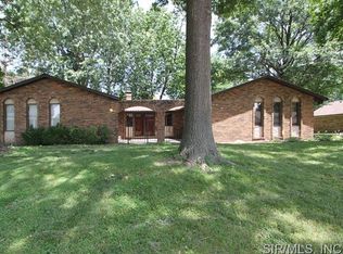 417 Country Club Acres, Belleville, IL