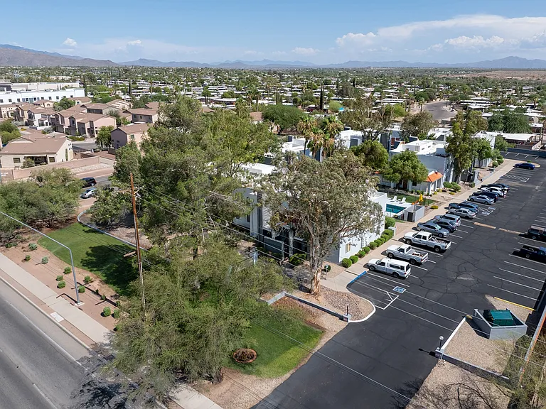 Acacia Hills — Photo 29