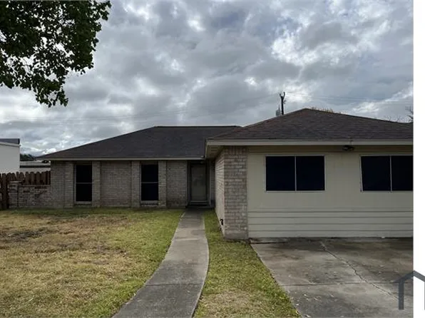 6522 Ridge Willow Dr, San Antonio, TX 78233
