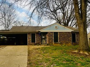 2595 Eastbrook Dr, Horn Lake, MS 38637