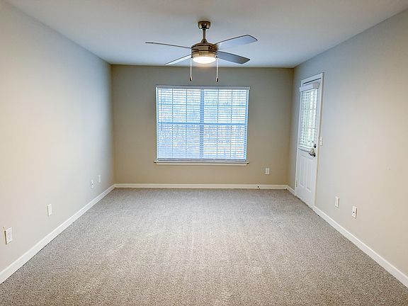 2nd image of 100 Twin Oaks Ln #1214