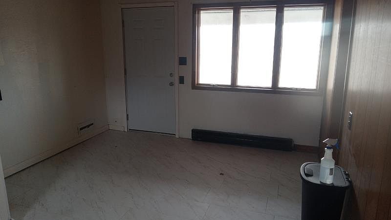 1st image of 1950 N Illinois Ave #7