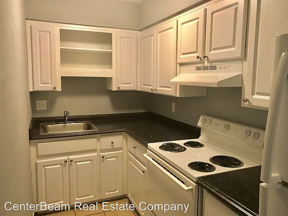 4th image of 8276 San Jose Manor Ct APT 1