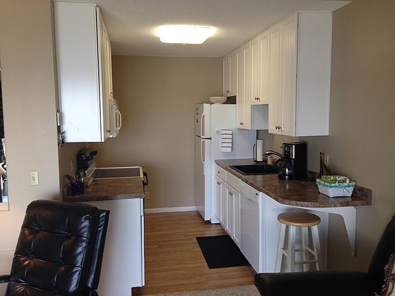 5th image of 5668 Southshore Dr Unit 7