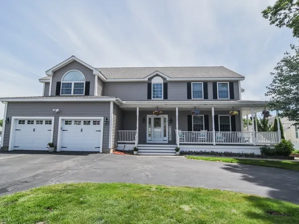 261 Oak St, Methuen, MA 01844