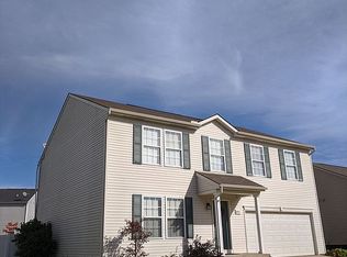 8511 Hawthorn Hl, Dexter, MI 48130