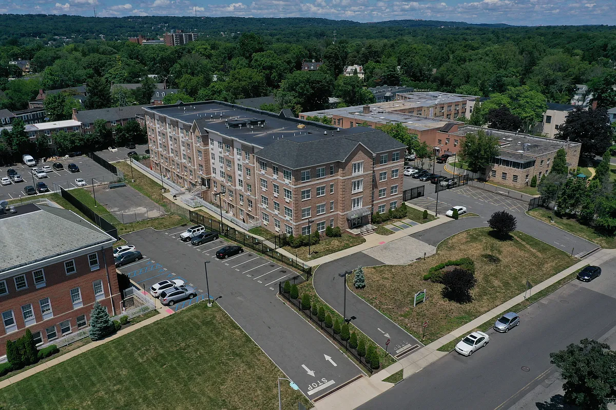 Building Photo - 111 Glenwood Avenue
