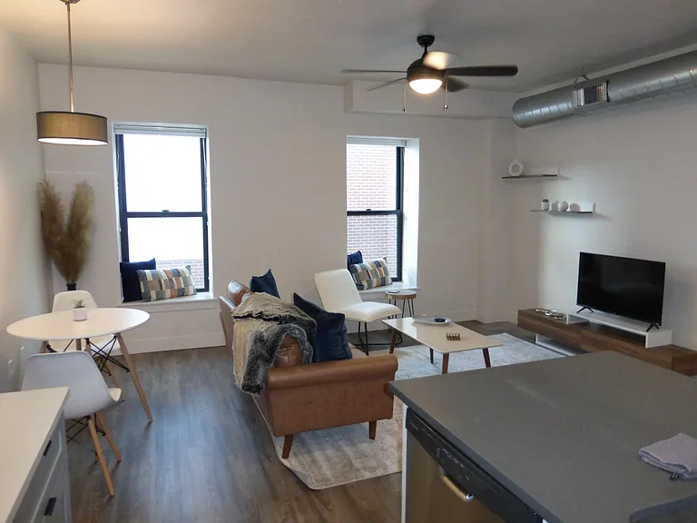 606 W North Temple St #204 — Photo 4