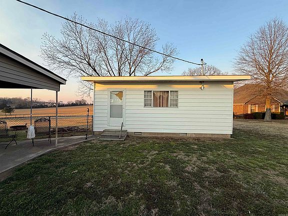 4th image of 298 Highway 64 W