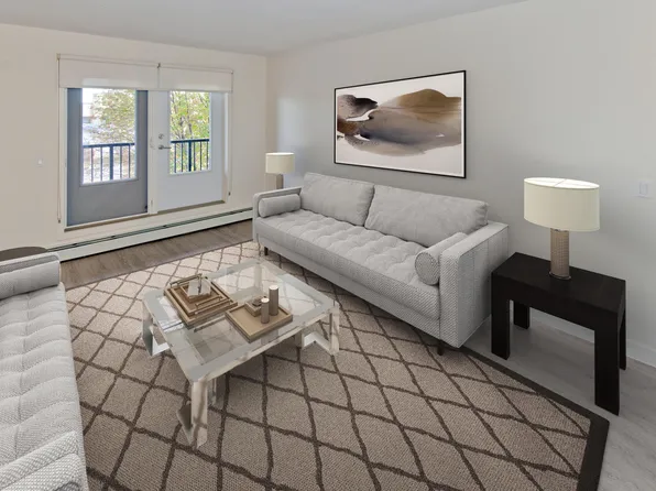 3607 49th St NW #402, Calgary, AB T3A 2H3