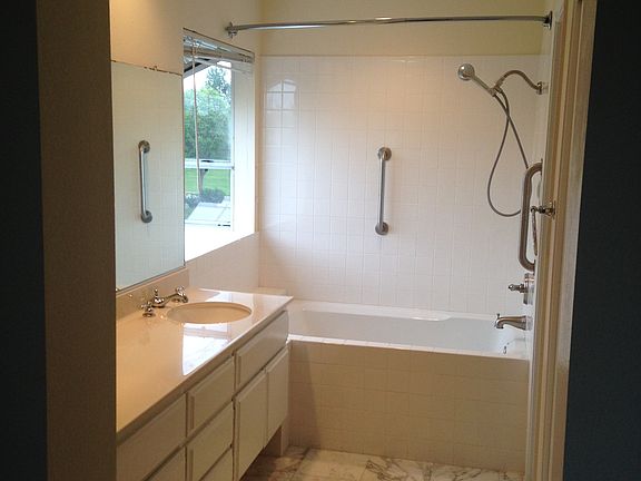 3rd image of 10567 Penridge St