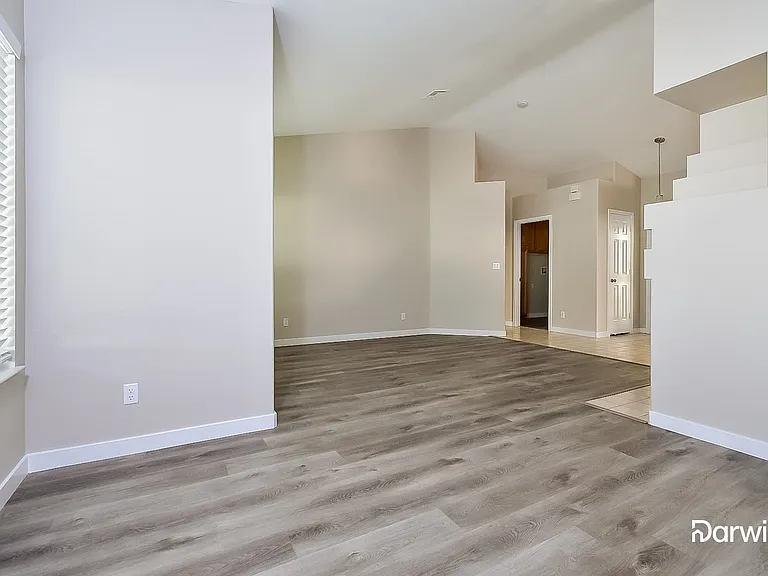 4600 Mancilla St — Photo 7