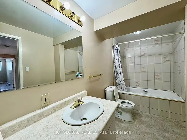 130 Micmac Cres #BASEMENT — Photo 7