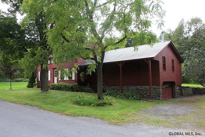 2nd image of 777 TREADLEMIRE Road