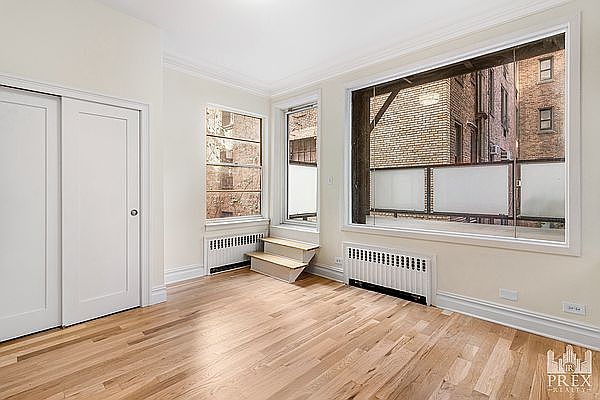 1st image of 68 E 79th St #3