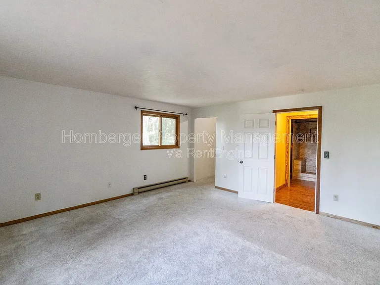 1407 W Spring Ln — Photo 11