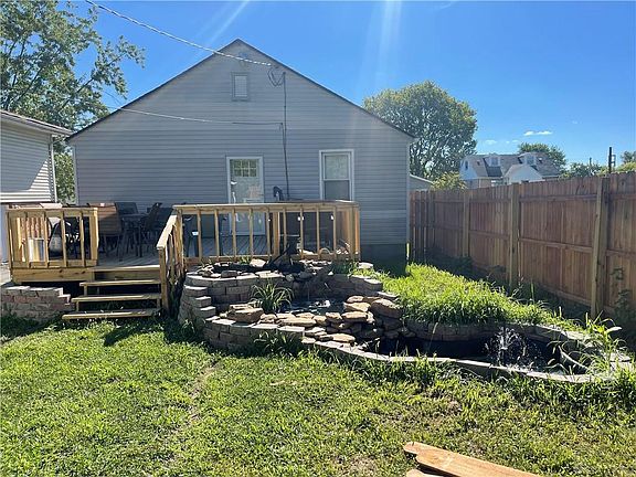 2nd image of 1215 Dennison Ave