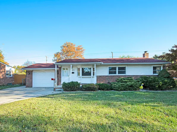 23227 Linne St, Clinton Township, MI 48035