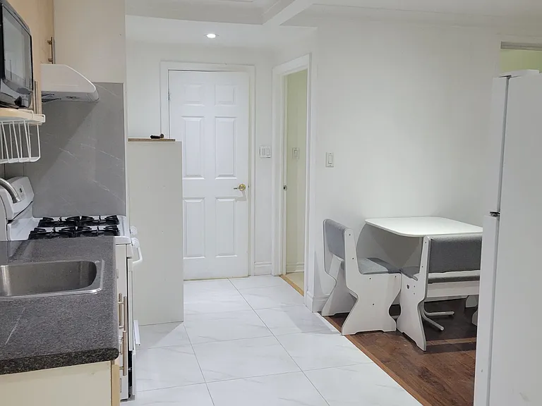 2646 Victoria Park Ave #B — Photo 5