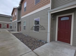 135 SW Silverstar Ln #4, College Place, WA 99324