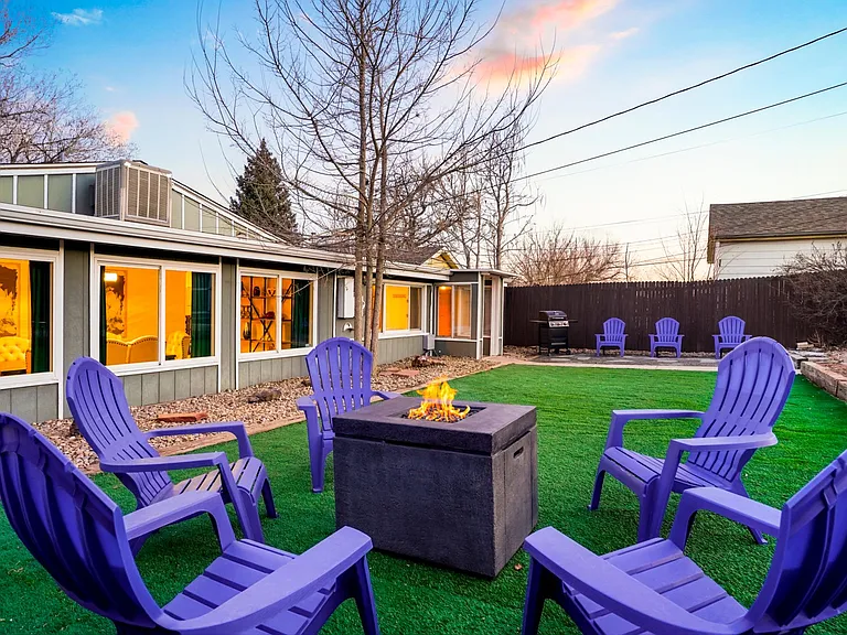 5009 Alcott St — Photo 35