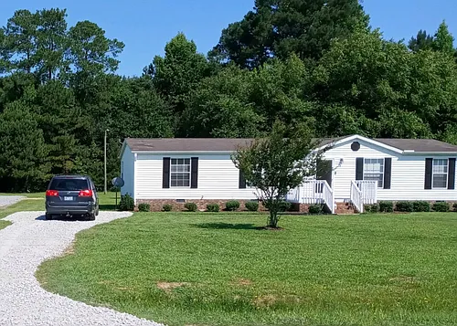 2060 Woods Crossroads Rd Photo 1