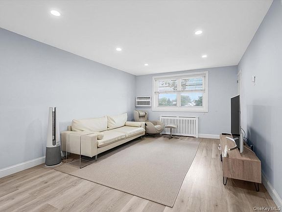4th image of 249-20 57 Avenue #262
