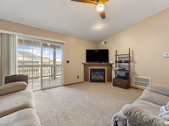 5th image of 3211 S 16th Ave Unit 301