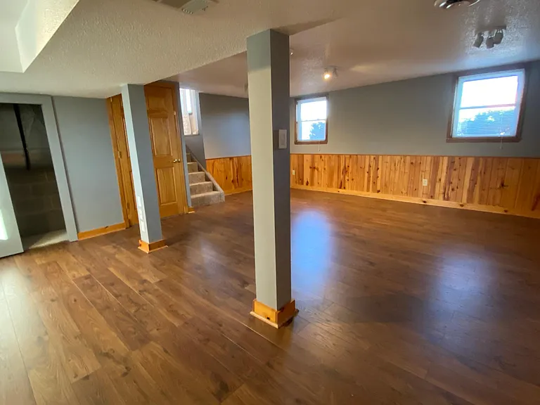 1619 Grove St — Photo 15
