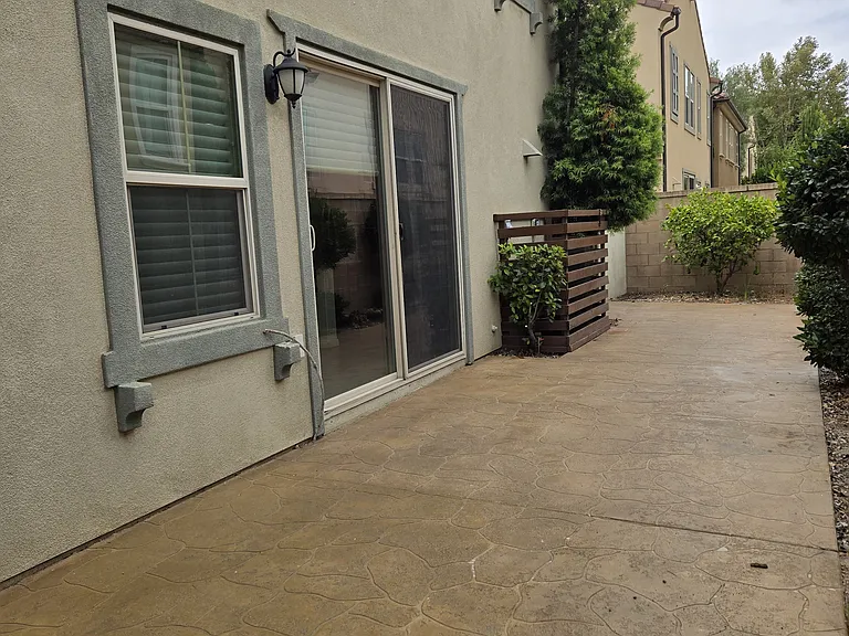 174 Pathway — Photo 20
