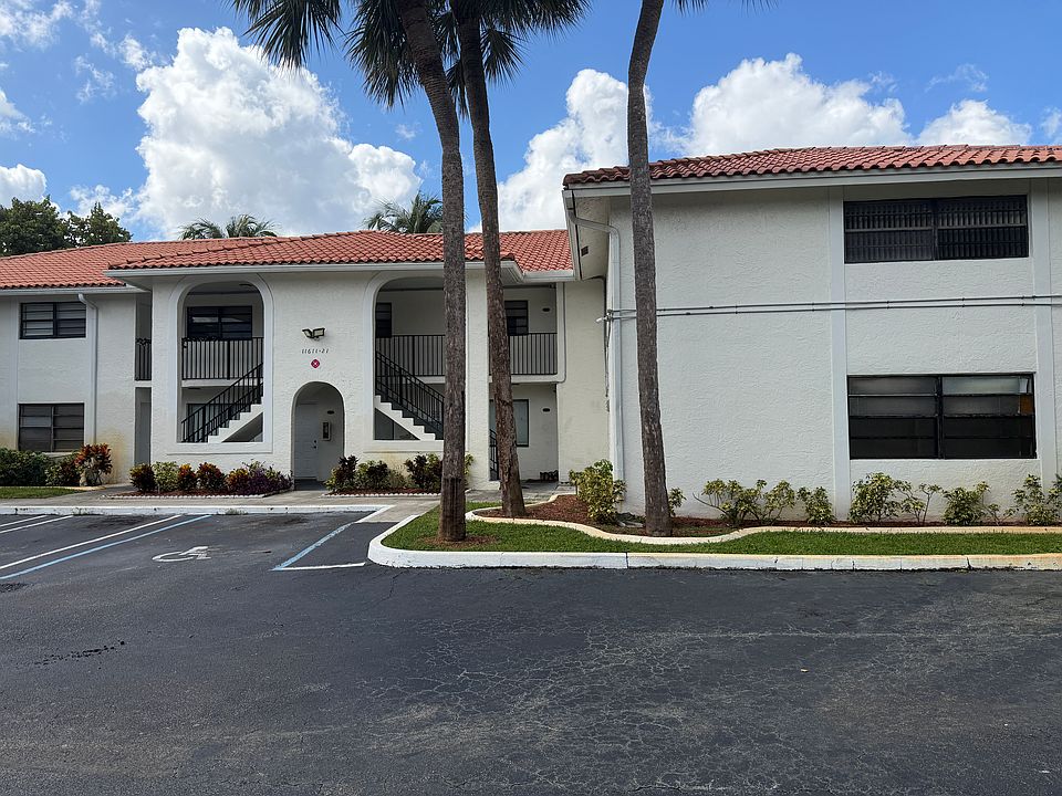 1st image of 11621 NW 24th Ct #11621